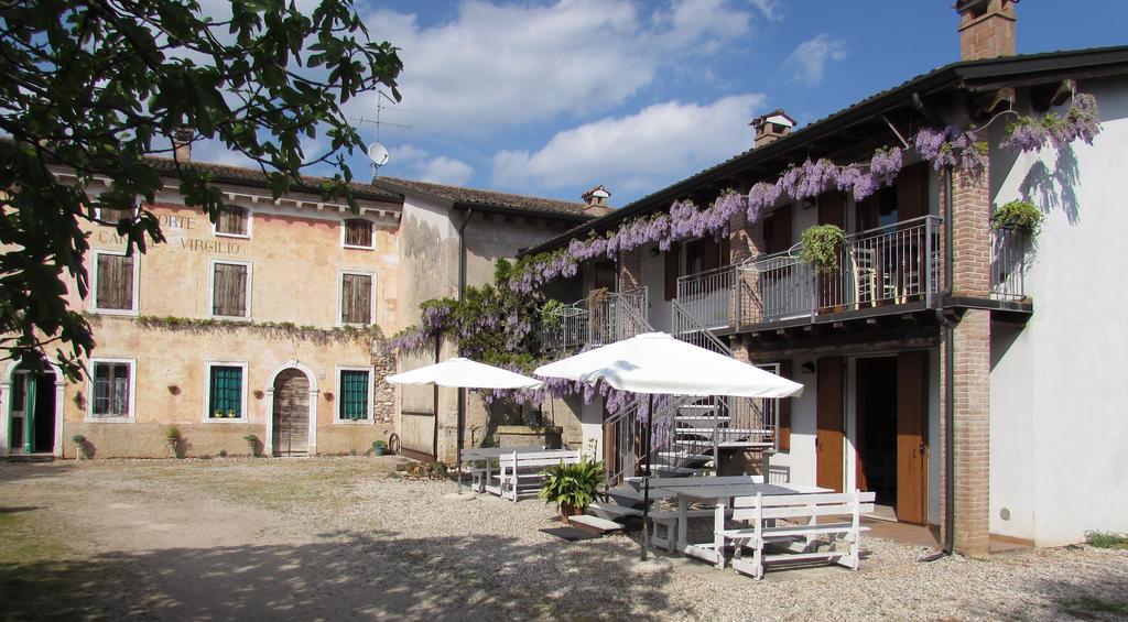 Corte Canale Virgilio Hotel Volta Mantovana Exterior foto
